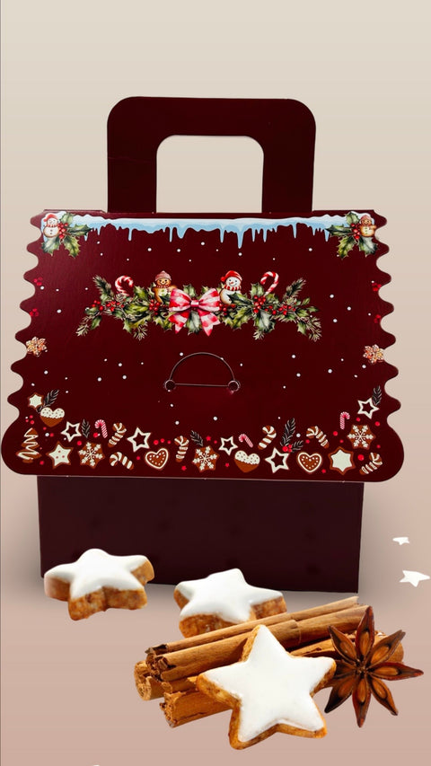 Krásná dárková krabice _ krabice na cukroví Gingerbread House 12 x 10 x 13.5 cm CBOX-154_3.JPG#17990#cc56c1447c3e