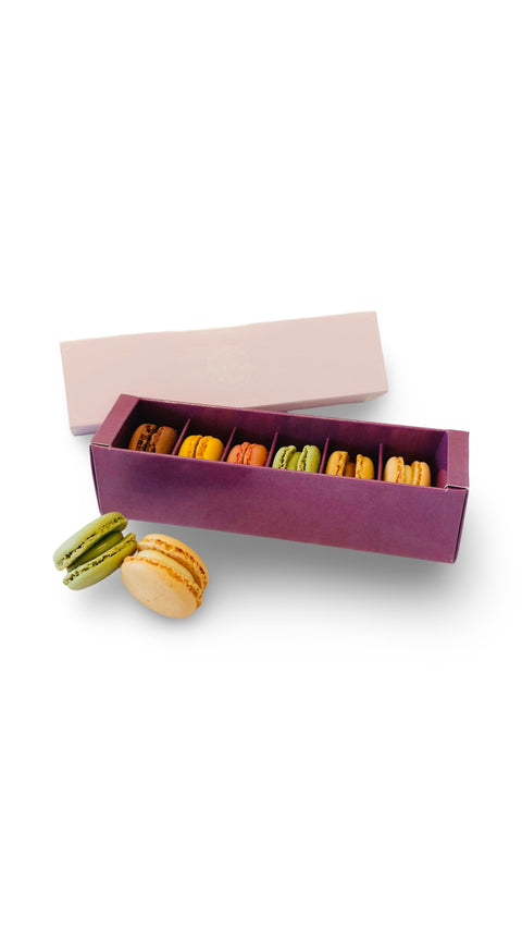 Krásná dárková krabice _ výsuvná krabička na pralinky nebo makronky 18 x 5 x 5 cm CBOX-137_3.JPG