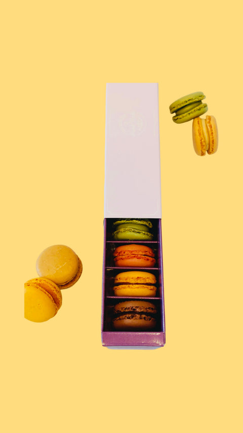 Krásná dárková krabice _ výsuvná krabička na pralinky nebo makronky 18 x 5 x 5 cm CBOX-137_5.JPG