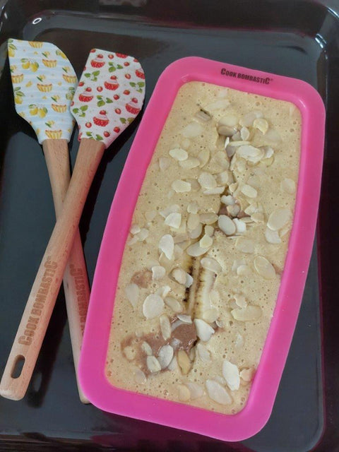 Pečicí stěrka s dřevěnou rukojetí – design jahodového muffinu – 31.5 x 6 cm SK-44 A_3.jpg